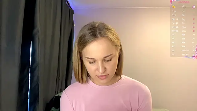 TanekaBoitel online show from October 17, 2025, 10:39 am