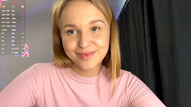 TanekaBoitel online show from September 24, 2025, 11:06 am