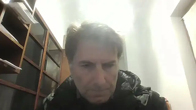 Snapshot of sayeaprayer65 chatting on October 21, 2025, 5:29 am sayeaprayer65 online show from October 21, 2025, 5:29 am