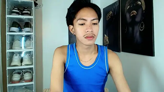 jayxxxlovescock online show from October 30, 2025, 5:10 pm