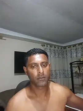 Snapshot of kingVibeX chatting on October 11, 2025, 7:59 pm kingVibeX online show from October 11, 2025, 7:59 pm