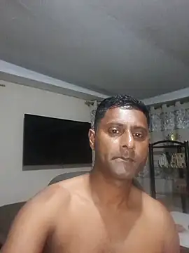 Snapshot of kingVibeX chatting on October 15, 2025, 9:12 pm kingVibeX online show from October 15, 2025, 9:12 pm