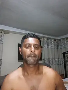 Snapshot of kingVibeX chatting on November 27, 2025, 9:15 pm kingVibeX online show from November 27, 2025, 9:15 pm