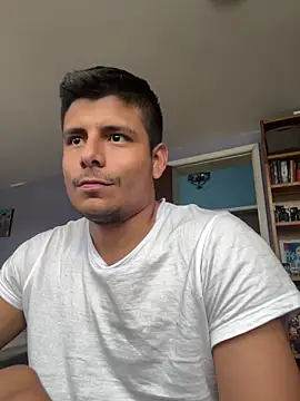 AnotherJuan  online show from September 25, 2025, 11:05 am