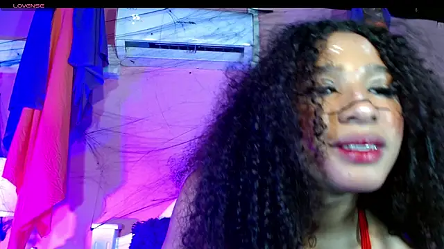  IsabellaRousse online show from October 24, 2025, 7:13 pm