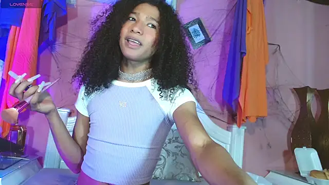  IsabellaRousse online show from October 19, 2025, 8:11 pm