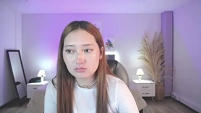 Samara Hilton 2 online show from December 2, 2025, 6:42 pm