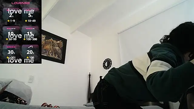 oblivionlove online show from November 14, 2025, 6:33 pm