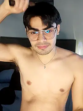 Mason grey online show from October 14, 2025, 8:53 pm