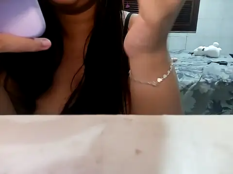 hellenzinhadelicinha online show from September 21, 2025, 4:45 pm