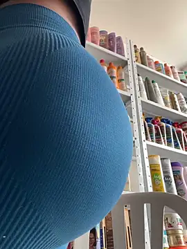Snapshot of FOX_LATINA chatting on May 21, 2026, 8:39 pm FOX LATINA online show from May 21, 2026, 8:39 pm