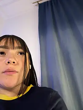  amelie- online show from November 25, 2025, 11:48 pm