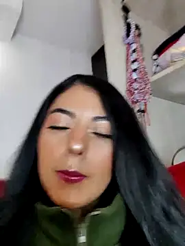 ValeNiitaLuv online show from March 13, 2026, 5:56 am