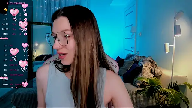 LinaBlossom  online show from May 21, 2026, 8:34 am