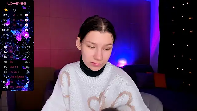 Snapshot of LinaBlossom_ chatting on February 25, 2026, 2:12 am LinaBlossom online show from February 25, 2026, 2:12 am