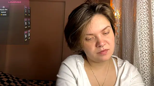 Snapshot of SabrinaFolts chatting on October 18, 2025, 4:31 pm SabrinaFolts online show from October 18, 2025, 4:31 pm