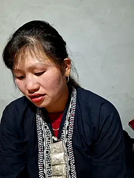 diamond-- online show from November 1, 2025, 1:38 pm