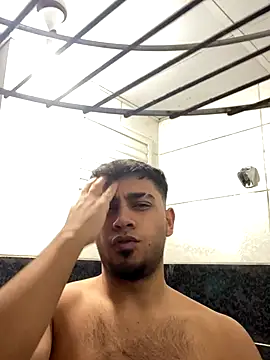 Snapshot of astoperaa chatting on September 21, 2025, 4:23 pm astoperaa online show from September 21, 2025, 4:23 pm