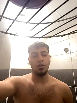 Snapshot of astoperaa chatting on October 3, 2025, 4:30 pm astoperaa online show from October 3, 2025, 4:30 pm