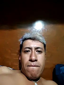 Snapshot of Carlos27hot chatting on February 23, 2026, 2:35 am Carlos27hot online show from February 23, 2026, 2:35 am