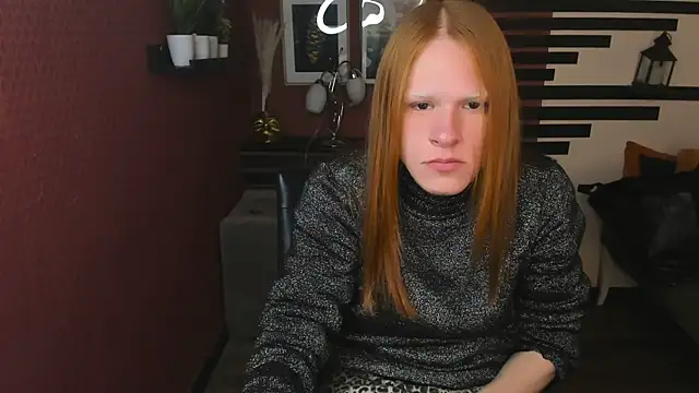 ChloeValentinee online show from November 28, 2025, 1:33 pm