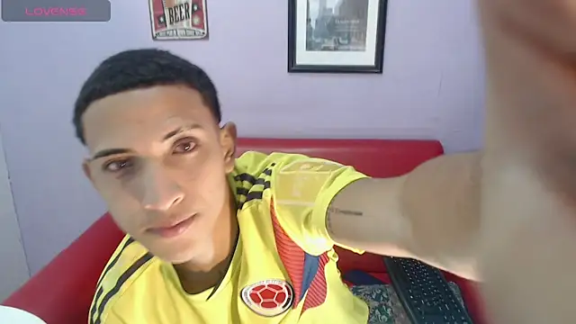 DEIV2  online show from October 23, 2025, 4:00 am