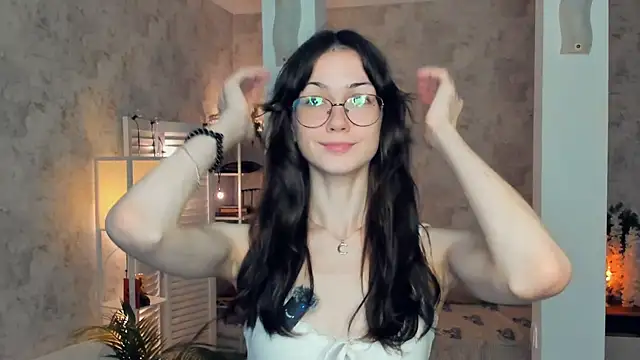 Snapshot of ReneeLippeatt chatting on November 12, 2025, 7:51 pm ReneeLippeatt online show from November 12, 2025, 7:51 pm