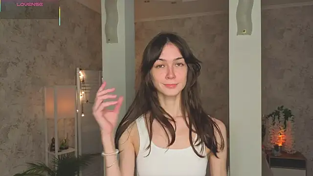 Snapshot of ReneeLippeatt chatting on October 22, 2025, 7:24 pm ReneeLippeatt online show from October 22, 2025, 7:24 pm