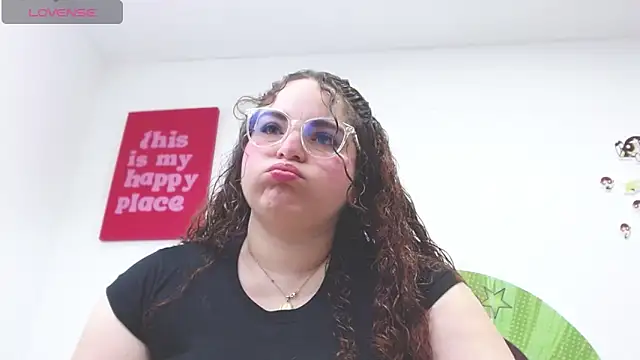 AmandaaWats online show from April 27, 2026, 11:14 pm