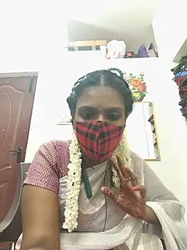 Snapshot of Tamil_Yalini12 chatting on June 6, 2026, 5:51 pm Tamil Yalini12 online show from June 6, 2026, 5:51 pm