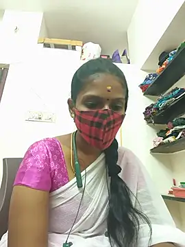 Snapshot of Tamil_Yalini12 chatting on June 4, 2026, 5:17 pm Tamil Yalini12 online show from June 4, 2026, 5:17 pm