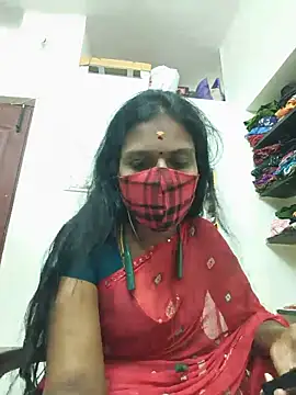 Snapshot of Tamil_Yalini12 chatting on June 6, 2026, 3:34 am Tamil Yalini12 online show from June 6, 2026, 3:34 am