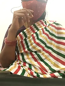 Snapshot of Tamil_Yalini12 chatting on January 14, 2026, 12:09 pm Tamil Yalini12 online show from January 14, 2026, 12:09 pm