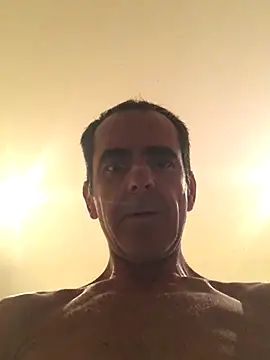 Snapshot of tiago1981pt chatting on November 8, 2025, 6:33 pm tiago1981pt online show from November 8, 2025, 6:33 pm