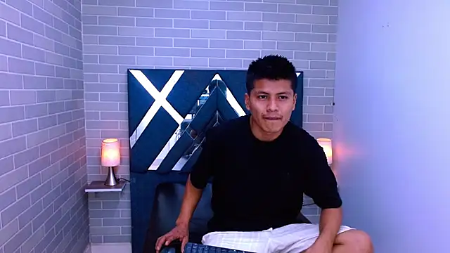 marcus hans  online show from November 29, 2025, 5:02 pm