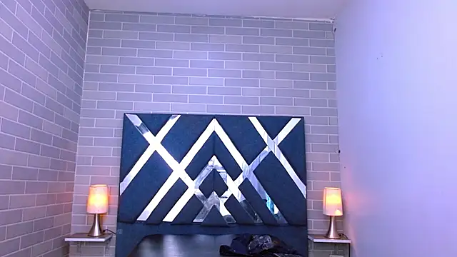 marcus hans  online show from December 3, 2025, 7:35 pm