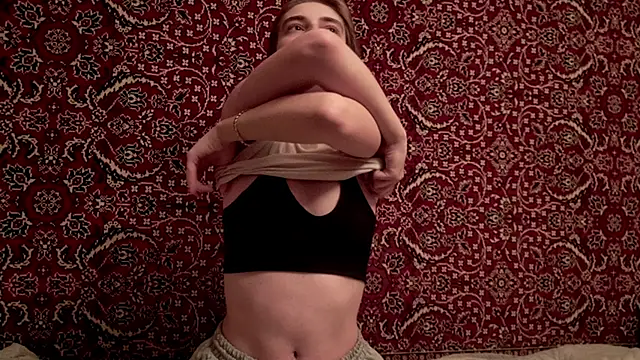 Snapshot of ivetabloom chatting on November 20, 2025, 2:51 pm ivetabloom online show from November 20, 2025, 2:51 pm