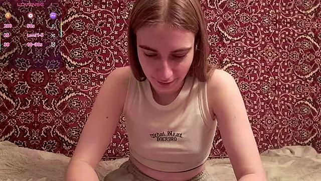 Snapshot of ivetabloom chatting on November 11, 2025, 8:03 pm ivetabloom online show from November 11, 2025, 8:03 pm