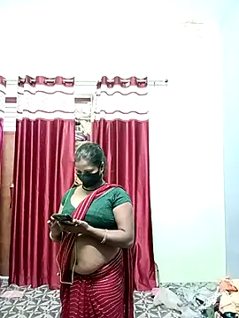 Snapshot of School_medam chatting on October 28, 2025, 11:20 am School medam online show from October 28, 2025, 11:20 am