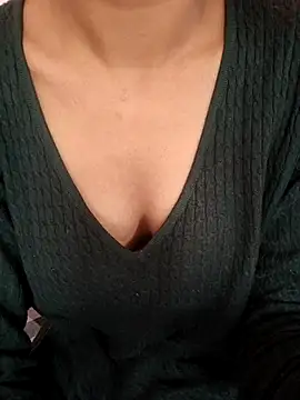 anayahotty online show from October 25, 2025, 4:55 am