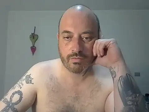 hhhxxx1177 online show from October 28, 2025, 5:18 am