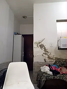 Snapshot of lucineia7 chatting on December 4, 2025, 11:59 pm lucineia7 online show from December 4, 2025, 11:59 pm