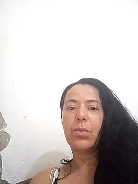 Snapshot of lucineia7 chatting on October 28, 2025, 3:33 pm lucineia7 online show from October 28, 2025, 3:33 pm