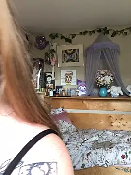 Snapshot of bambifawns4u chatting on October 2, 2025, 10:02 pm bambifawns4u online show from October 2, 2025, 10:02 pm
