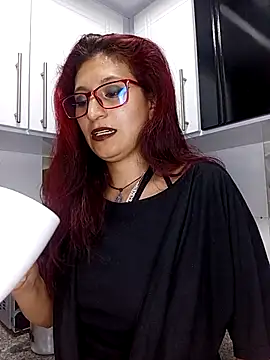 VictoriaSpenser online show from December 3, 2025, 1:10 pm