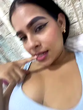 Valery lux16 online show from November 28, 2025, 4:07 pm