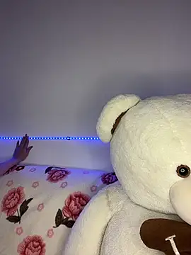 Linda rouse online show from November 18, 2025, 10:02 pm