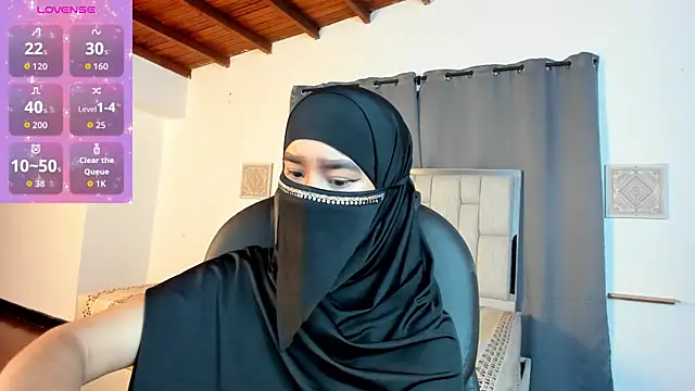 Snapshot of kalila_latif chatting on November 15, 2025, 11:31 pm kalila latif online show from November 15, 2025, 11:31 pm