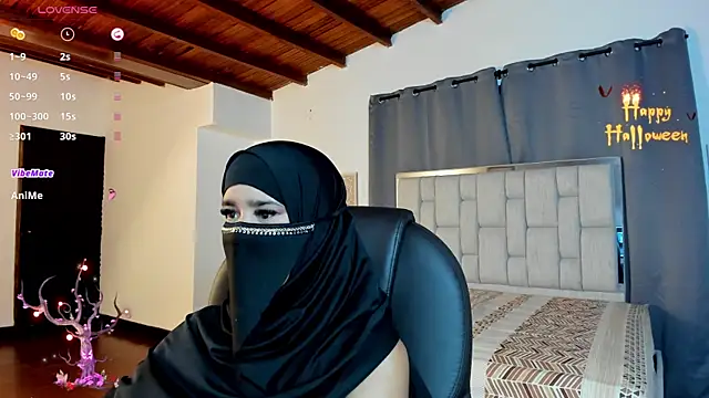 Snapshot of kalila_latif chatting on November 4, 2025, 2:26 am kalila latif online show from November 4, 2025, 2:26 am