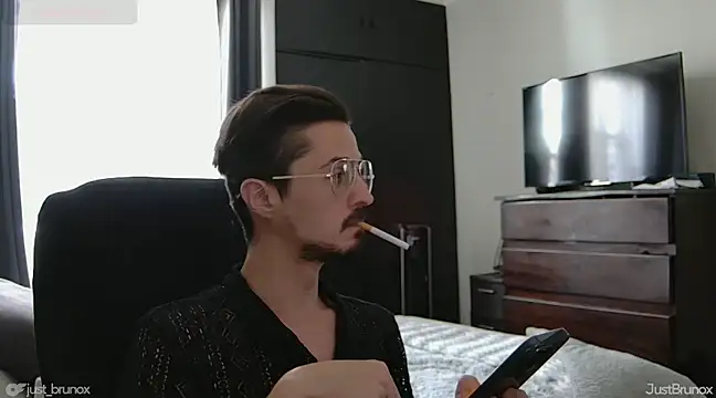 JustBrunox online show from March 19, 2025, 8:11 pm